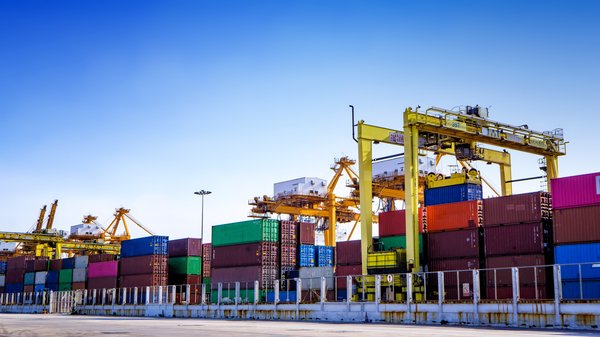 Maximize efficiency with leading freight forwarding companies